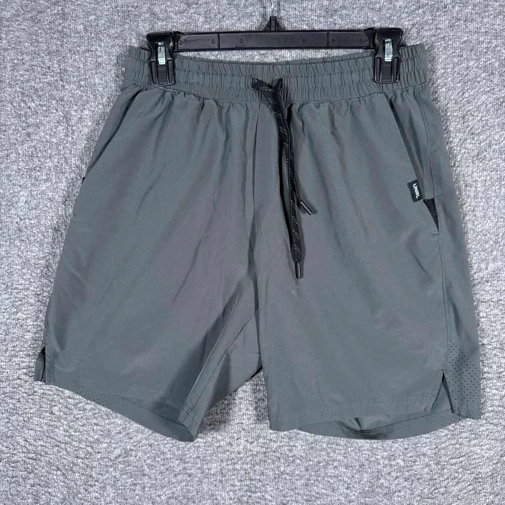 UNRL Athletic Shorts Mens Medium Grey Performance Stretch Linerless Training 8